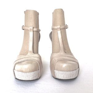 ANTELOPE BEIGE PLATFORMS SIZE 7